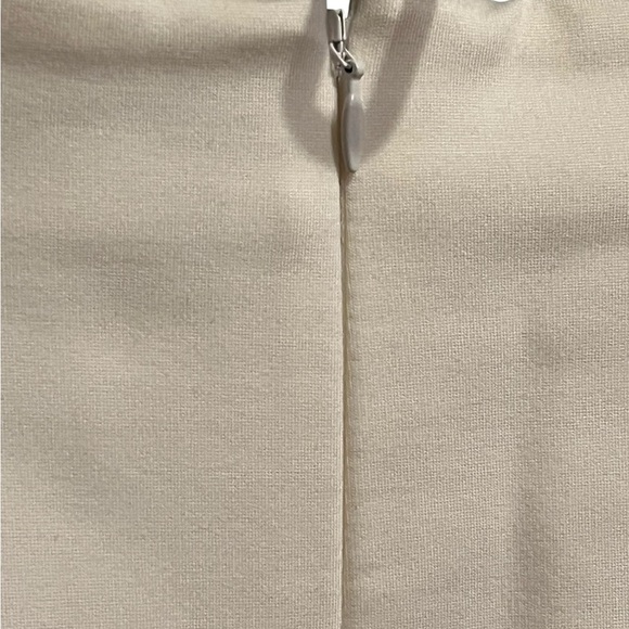 White House Black Market white Ivory Button-Front Skirt - Picture 9 of 16